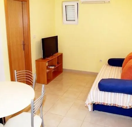Sinisa Apartmán *